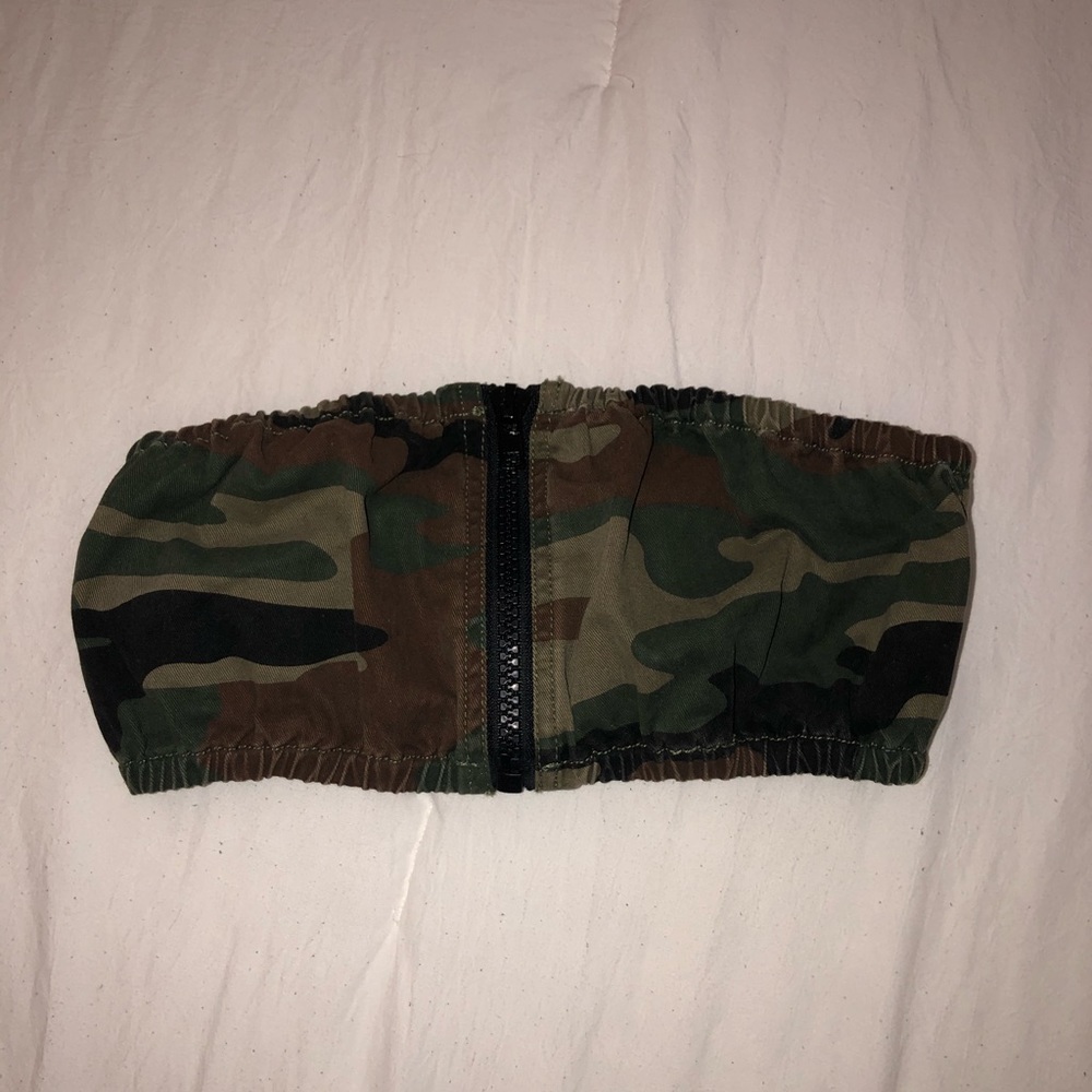 Camo zip crop top